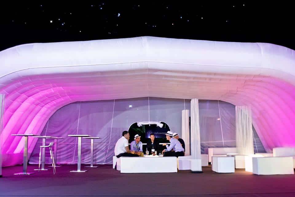 Découvrez  notre Arche Gonflable véritable salle de réception à louer partout en France