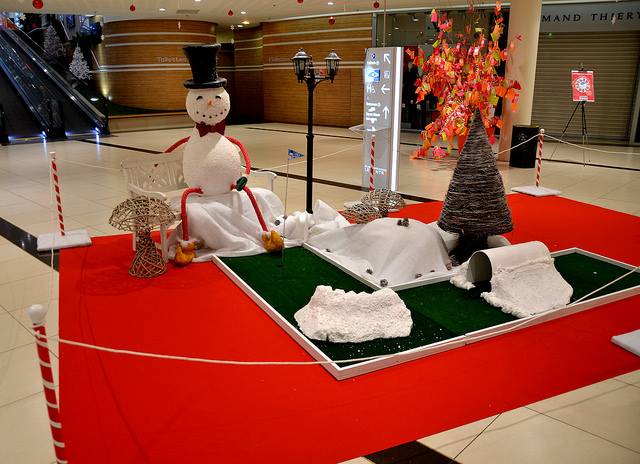 Venez vous divertir sur nos parcours de mini-golf thématisables! Animation événementielle sur Lille et dans toute la France!