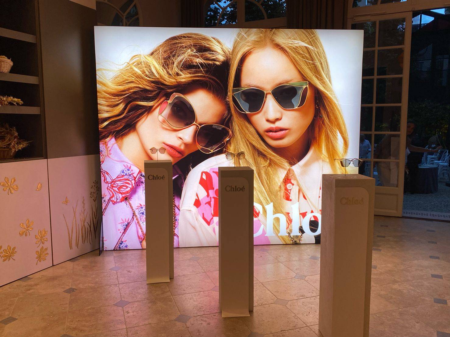 Réalisation de structure aluminium sur mesure pour vos projets évènementiels à l'achat avec un livraison en France ou en Europe