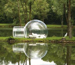 Location bulle gonflable transparente sans SAS d'entrée pour des vitrines éphémères à Lille 59 dans le Nord