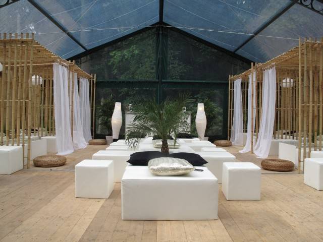 Louer une Orangerie éphémère notre tente en fer forgé et vitrage en verre partout en France